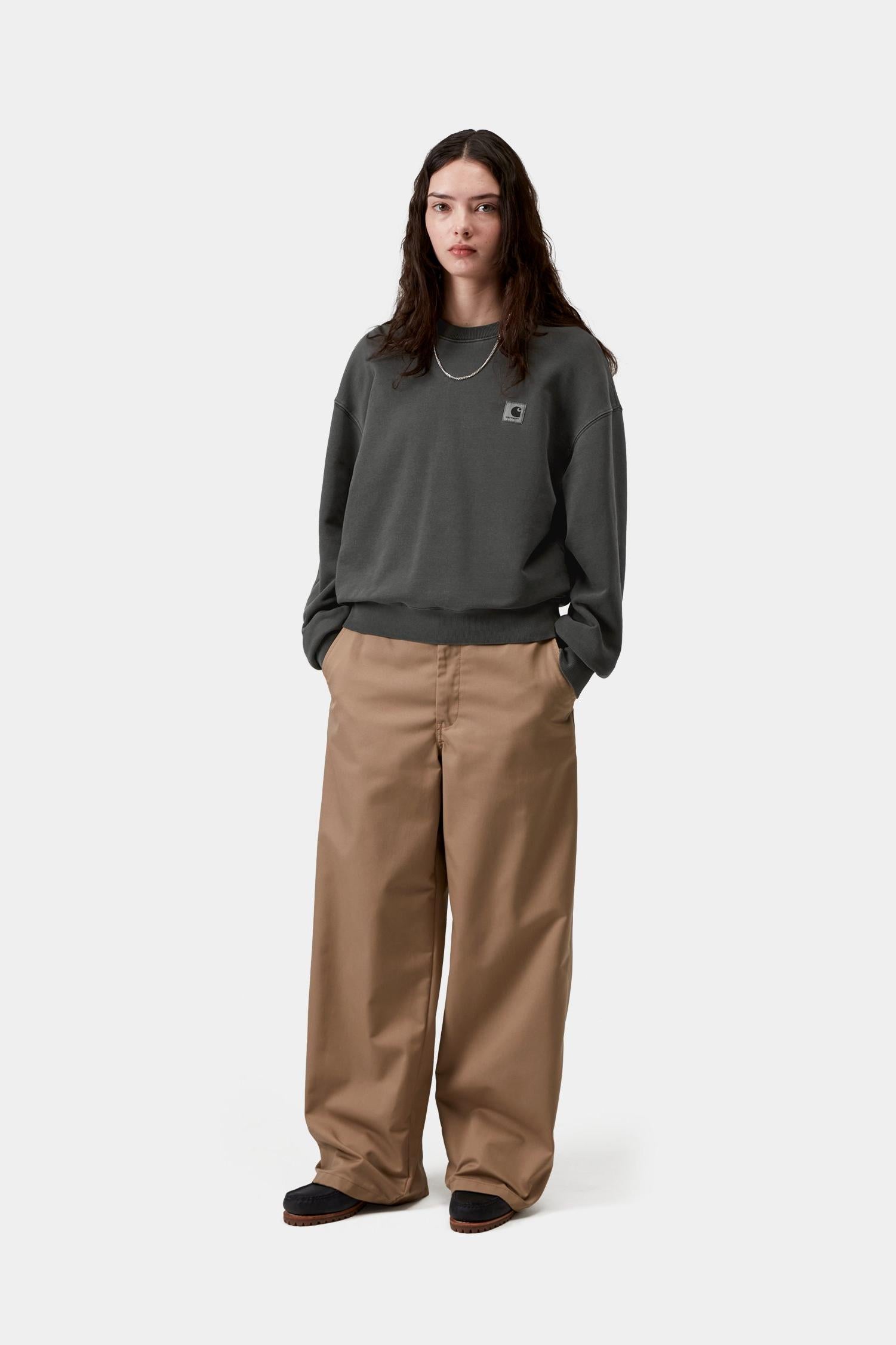 Women's Nelson Sweatshirt Black (Garment Dyed)