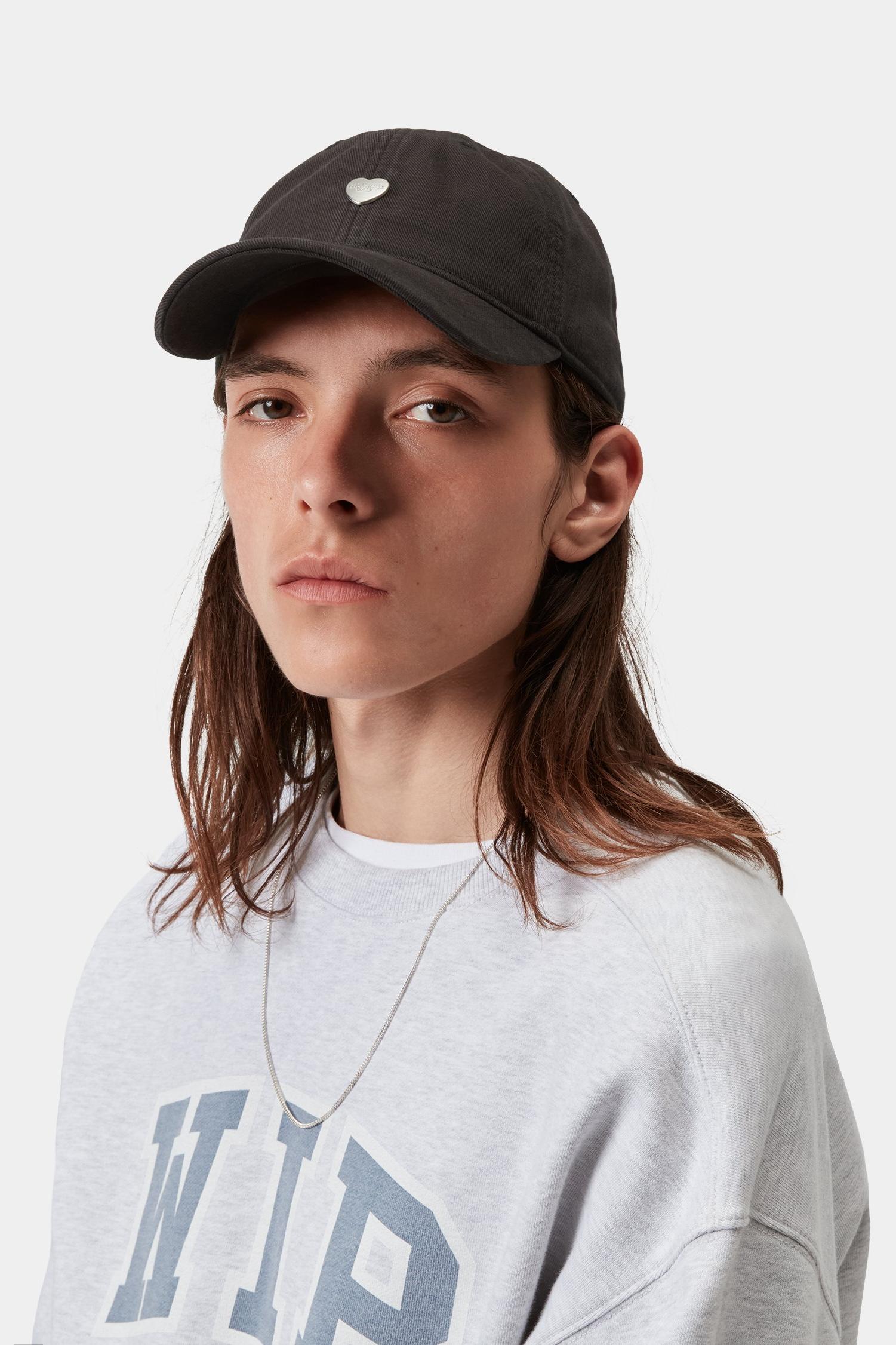 Heart Metal Cap Black / Silver