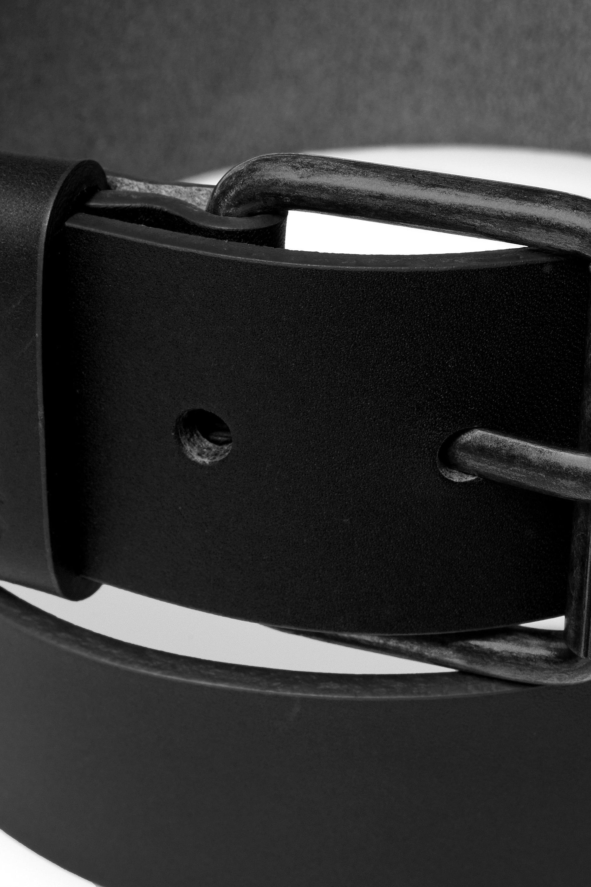 Script Belt Black
