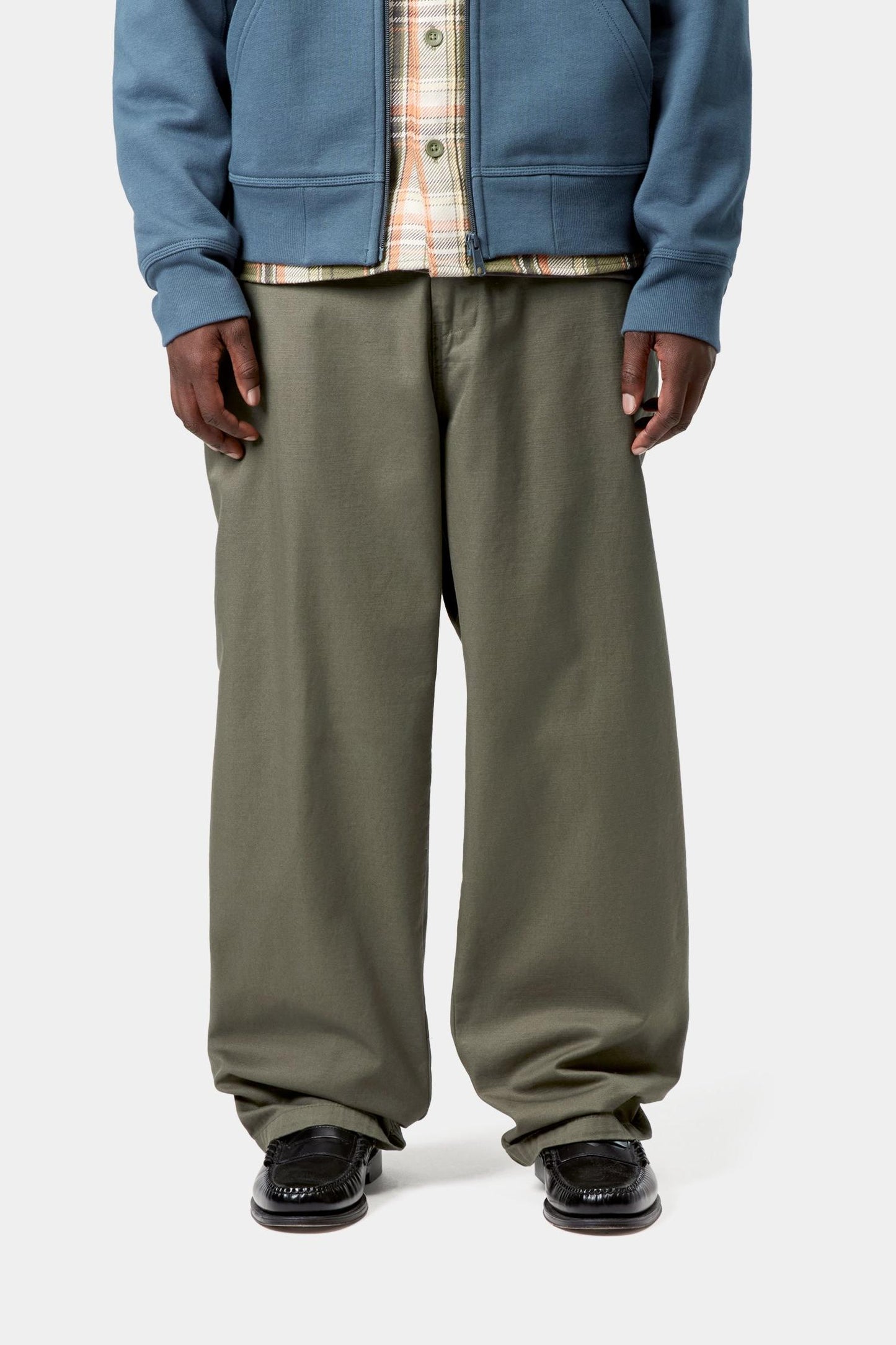 Brady Pant Leaf